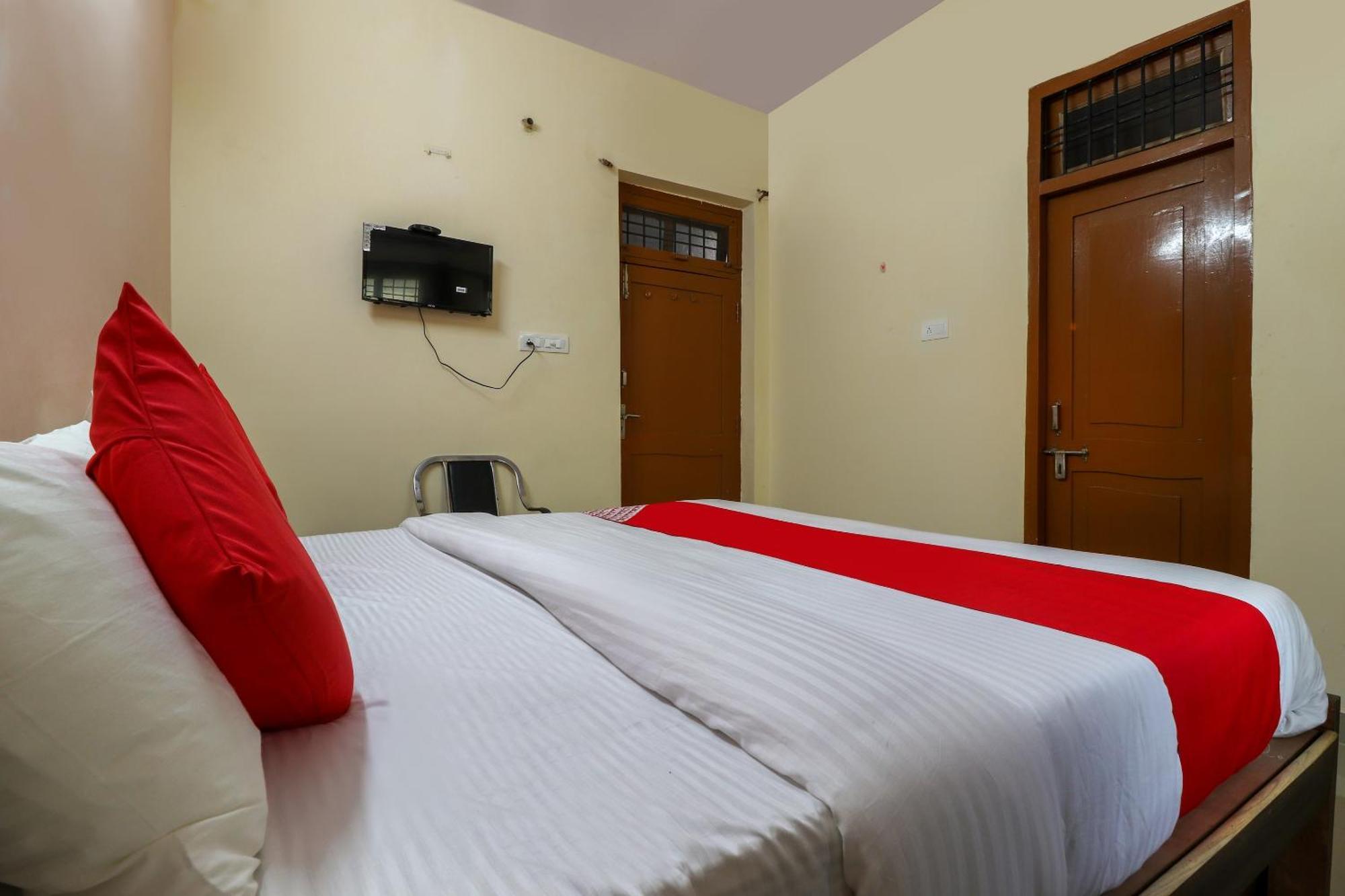 Hotel O Devine