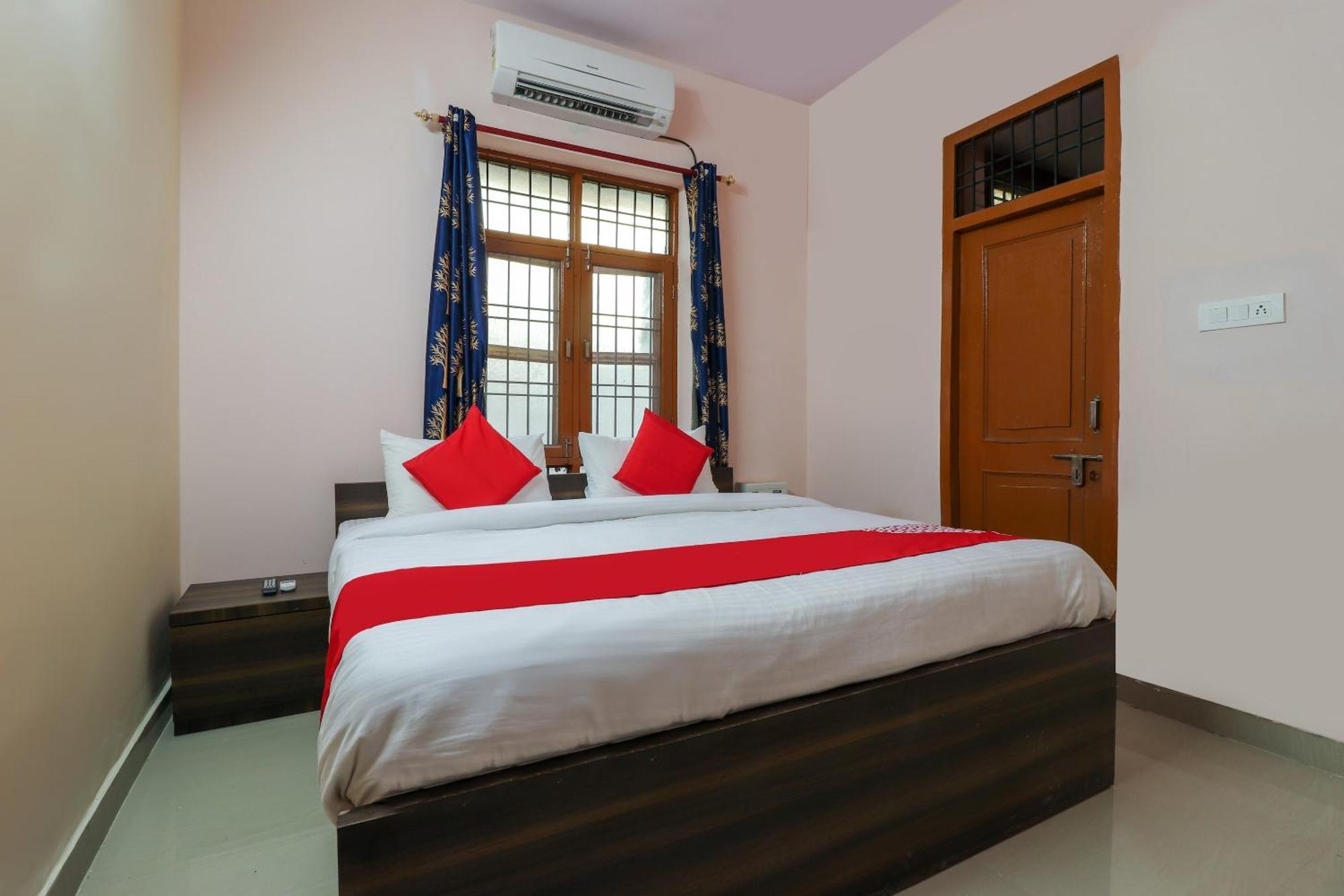 O Devine Hotel